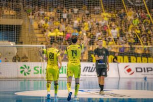 Jaraguá comemora título da Recopa de Futsal em SC