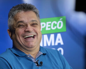 João Rodrigues ironiza aliança entre PL e MDB