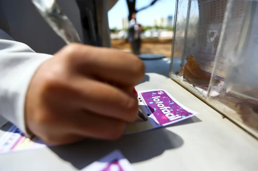 Aposta de Joinville leva prêmio de R$ 1,6 milhão na Lotofácil após acertar todos os 15 números sorteados no concurso 3347