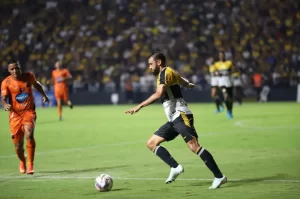 Luciano Castán analisa eliminação do Criciúma
