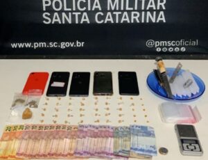 PM prende dupla de traficantes em Itajaí