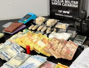 PM prende trio de traficantes em Camboriú