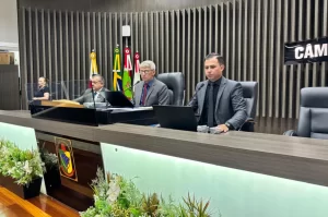 Polêmica sobre animais de rua segue em Araranguá