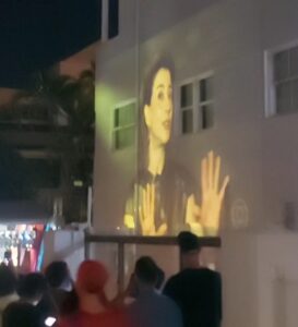 Multidão se reúne no Centro para assistir ao Oscar
