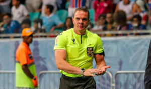 FCF define arbitragem para clássico da capital