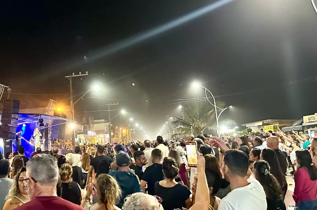 Carnagaiva 2025 - folia e música na Avenida Beira Mar