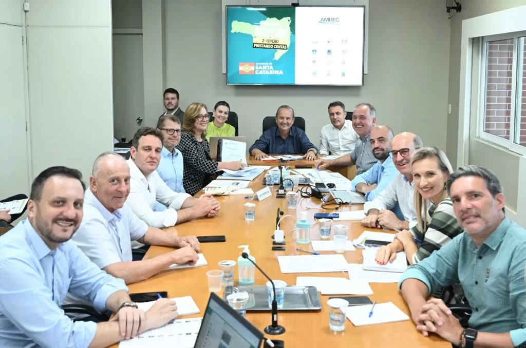 Urussanga prefeita pede Rodovia dos Mineiros ao governador