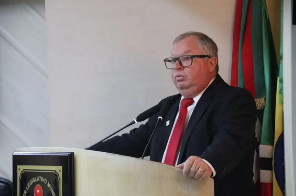 Vereador propõe ‘Dia D’ de limpeza nos bairros de Criciúma