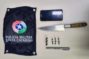 Arma de fogo em forma de caneta é apreendida em Içara