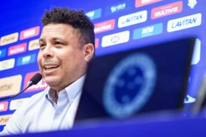 Ronaldo desistiu da candidatura à presidência da CBF