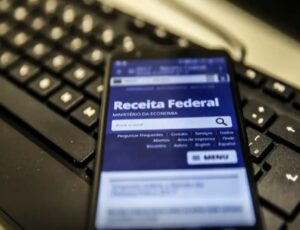 Receita abre consulta a lote da malha fina do IR