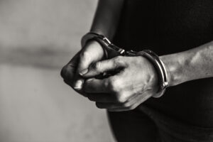  Mulher é presa por agressão em Rio do Sul