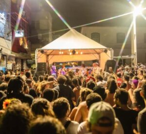 Arena Centro agita último dia de Carnaval na capital