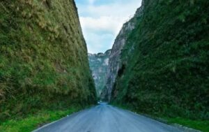 Serra do Corvo Branco é fechada a partir desta segunda