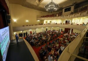 Teatro Álvaro de Carvalho reabre em Florianópolis