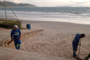 Garopaba reforça limpeza e manutenção urbana