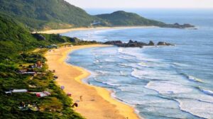 Justiça: bares devem ser demolidos em praia da Capital