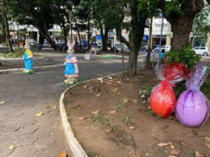 Tubarão ganha decoração de Páscoa