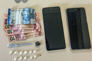 Jovens são presos por tráfico de drogas