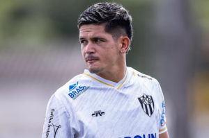 Tubarão negocia com o atacante Alyson Motta