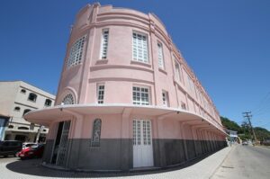 Laguna recebe encenação da Paixão de Cristo