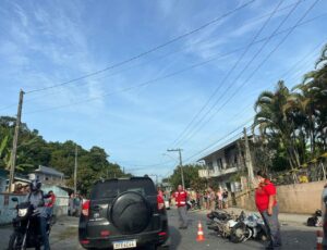 Acidente mata dois e deixa mulher ferida em Penha