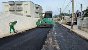 Morro da Fumaça avança com obras de pavimentação