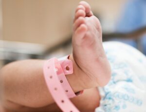Bebê morre vítima de espancamento em SC