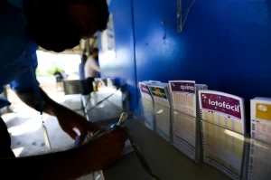 Catarinenses ganham prêmios na Lotofácil