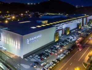 Balneário Shopping funcionará normalmente no feriado