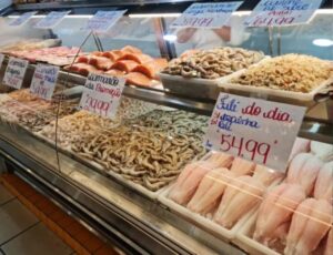 Mercados do Peixe têm horário especial no feriado