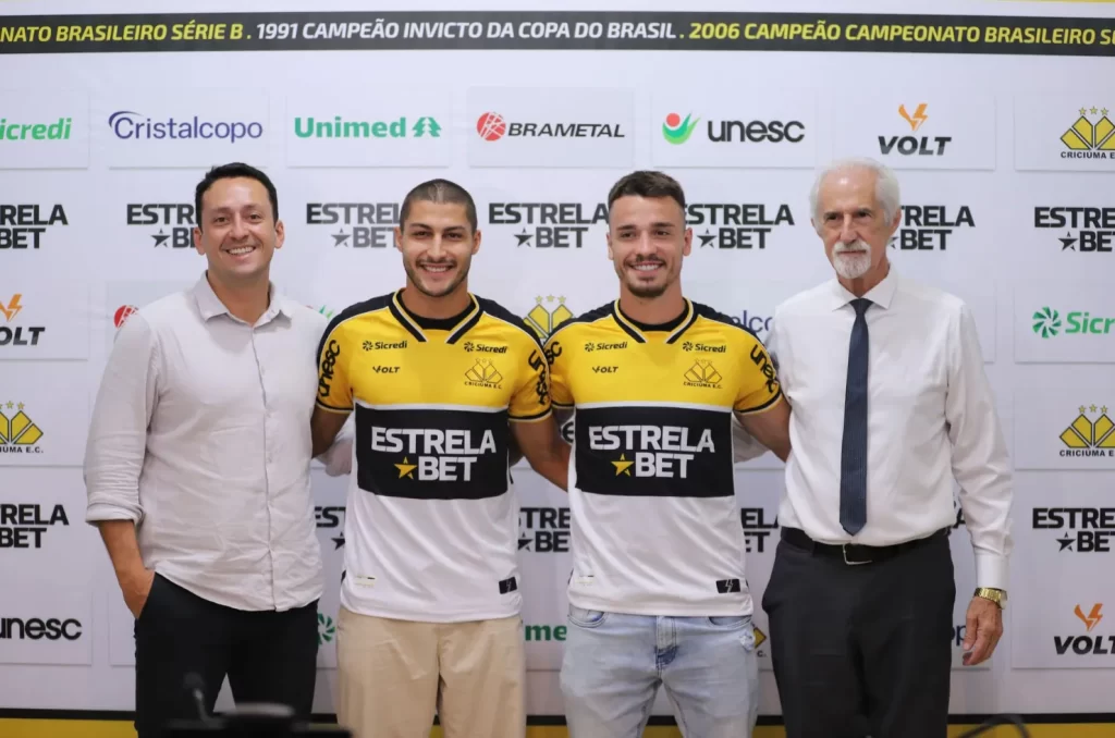 Apresentação dos laterais Heitor Roca e Marcinho