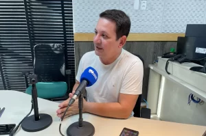 Criciúma aprova lei para regular acorrentamento animal