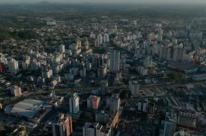 Criciúma cria 760 vagas e lidera geração de empregos