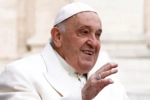 Economista analisa legado econômico do Papa Francisco