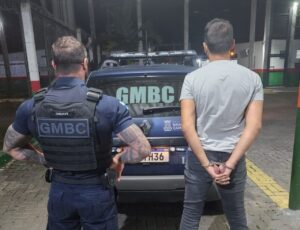 Guarda recupera três motos e prende foragido em BC