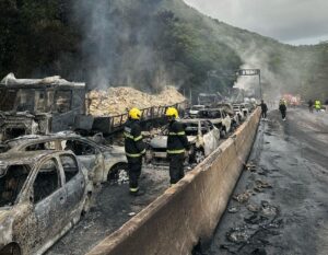 PRF apura causas de acidente no Morro dos Cavalos