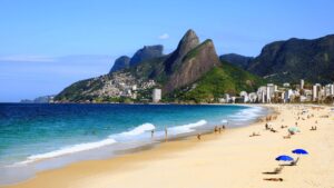 Veja os melhores lugares para viajar em abril