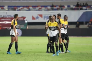 Trindade destaca apoio dos campeões de 1991 ao Criciúma