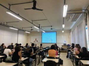 Capacitação para pais de pacientes autistas é realizada