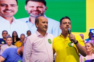 Jorginho Mello cumpre agenda em Tubarão