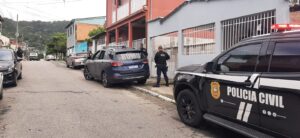 Polícia deflagra operação e prende suspeitos de roubos