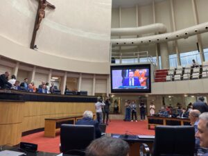 Governo se compromete com redragagem do Rio Tubarão