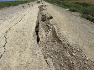 Após 1 mês, obra da Jabuticabeira ainda aguarda solução