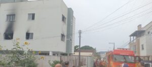 Moradores de prédio da Capital ficam desabrigados