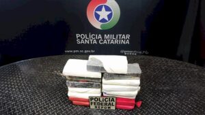 Cocaína é achada em contêiner de Porto