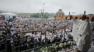 Vaticano estende horário de visita ao velório do Papa
