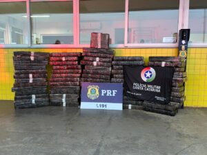 Polícia apreende 719 kg de drogas em SC