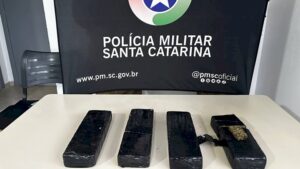 Homem é preso com maconha em SC