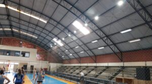 Ginásio em Tubarão ganha melhorias e nova luz